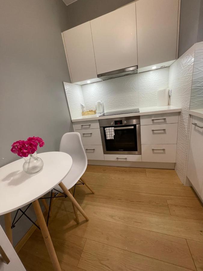 Apartamenty Warszawa Centrum Wlodarzewska 30 Kültér fotó